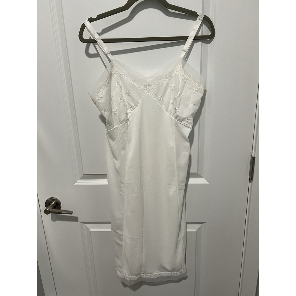 Vintage PHILMAID Full SLIP Dress White Size 36 100% Nylon Lingerie Perfect